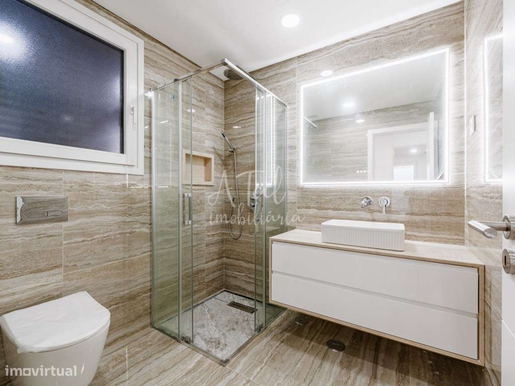 Moradia V4 com piscina em Azeitão-30