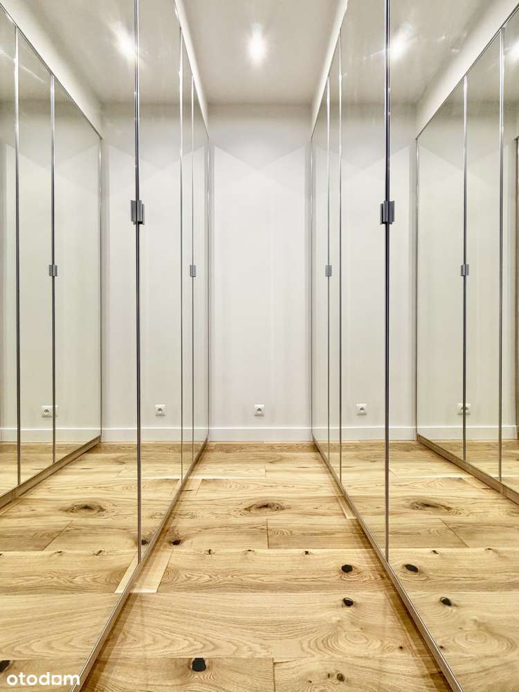 Komfortowy, wykończony apartament z garażem przy Rondzie Daszyńskiego-13