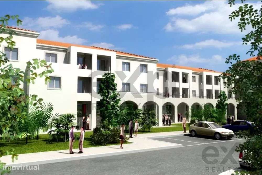 Lote com projecto aprovado para construção de prédio no centro de Coru - Grande imagem: 4/17