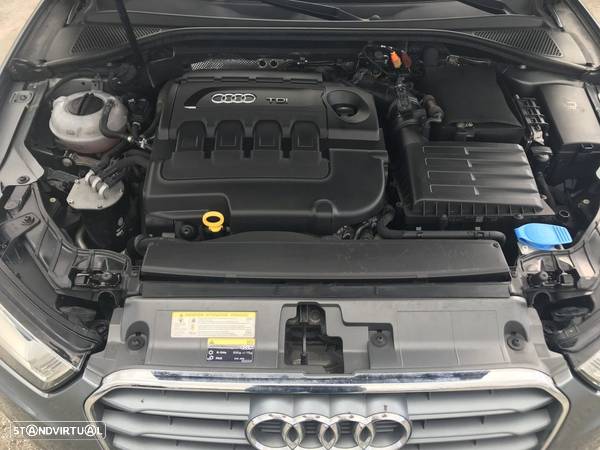 Audi A3 1.6 TDI Sport S tronic - 11