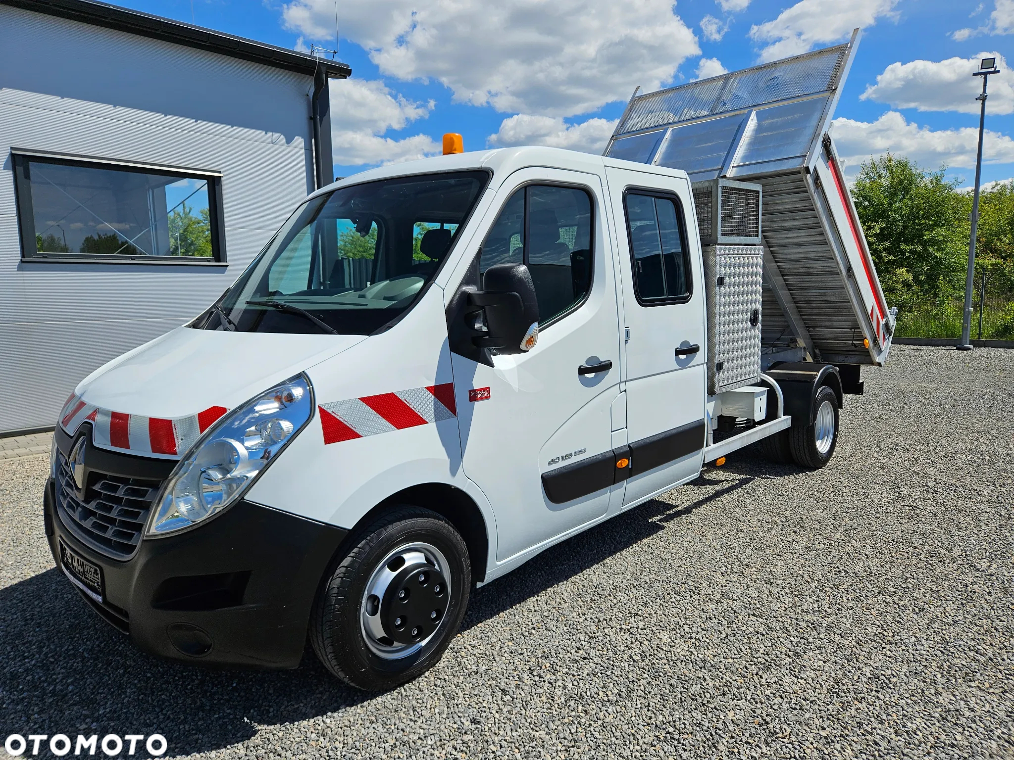 Renault Master 135 DCI / Brygadówka 6- osob / DOKA / Wywrotka / Kufer / HAK 3.5T / - 2