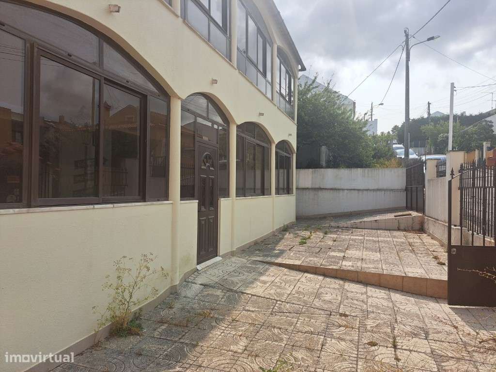 Moradia - Unifamiliar - Grande imagem: 2/25