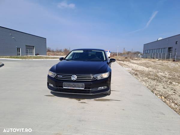 Volkswagen Passat 2.0 TDI 4Motion Highline - 18