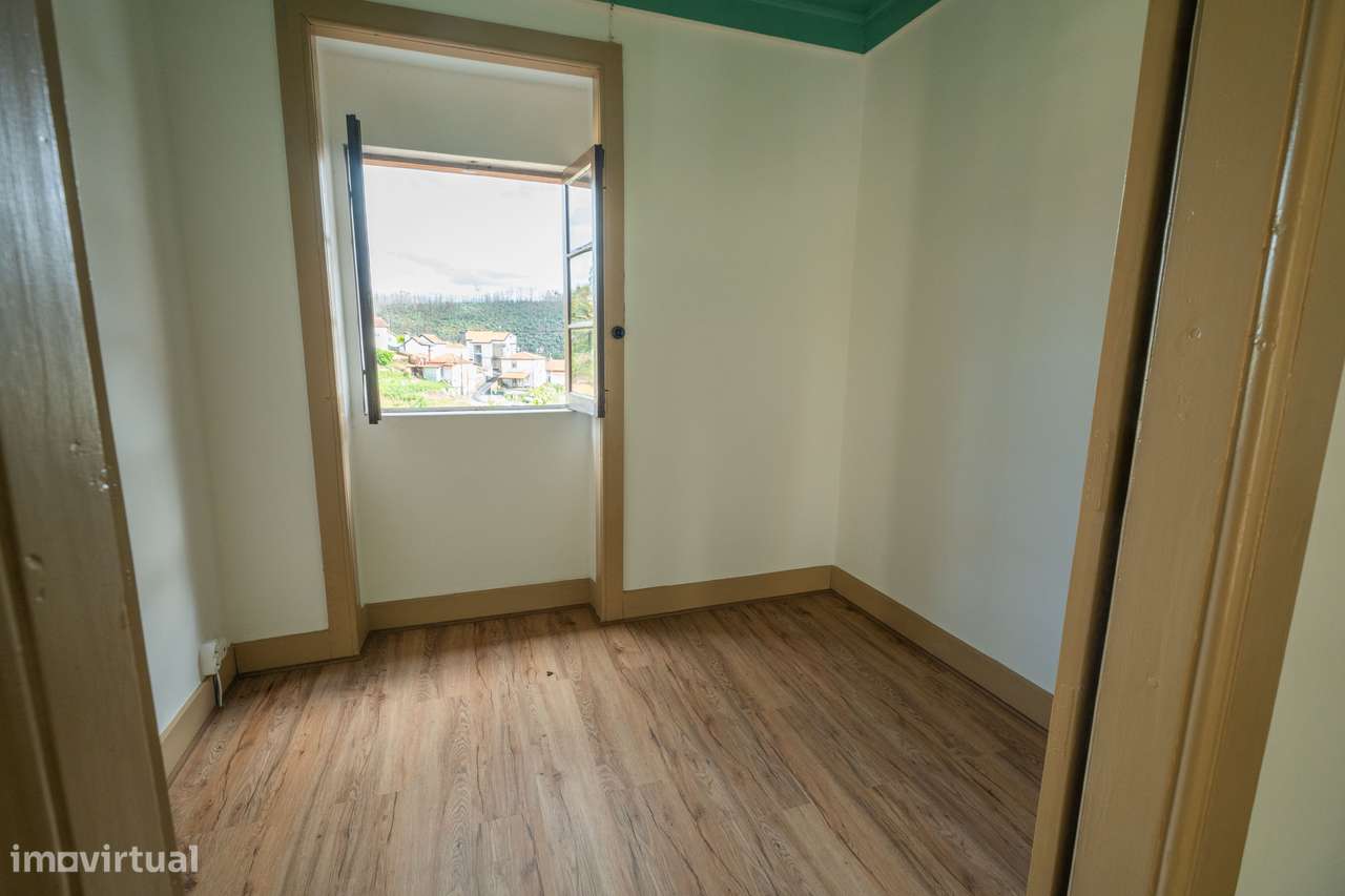 Moradia com Vista Panorâmica em Sernada do Vouga-5