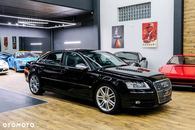 Audi S8 5.2 FSI Quattro - 3