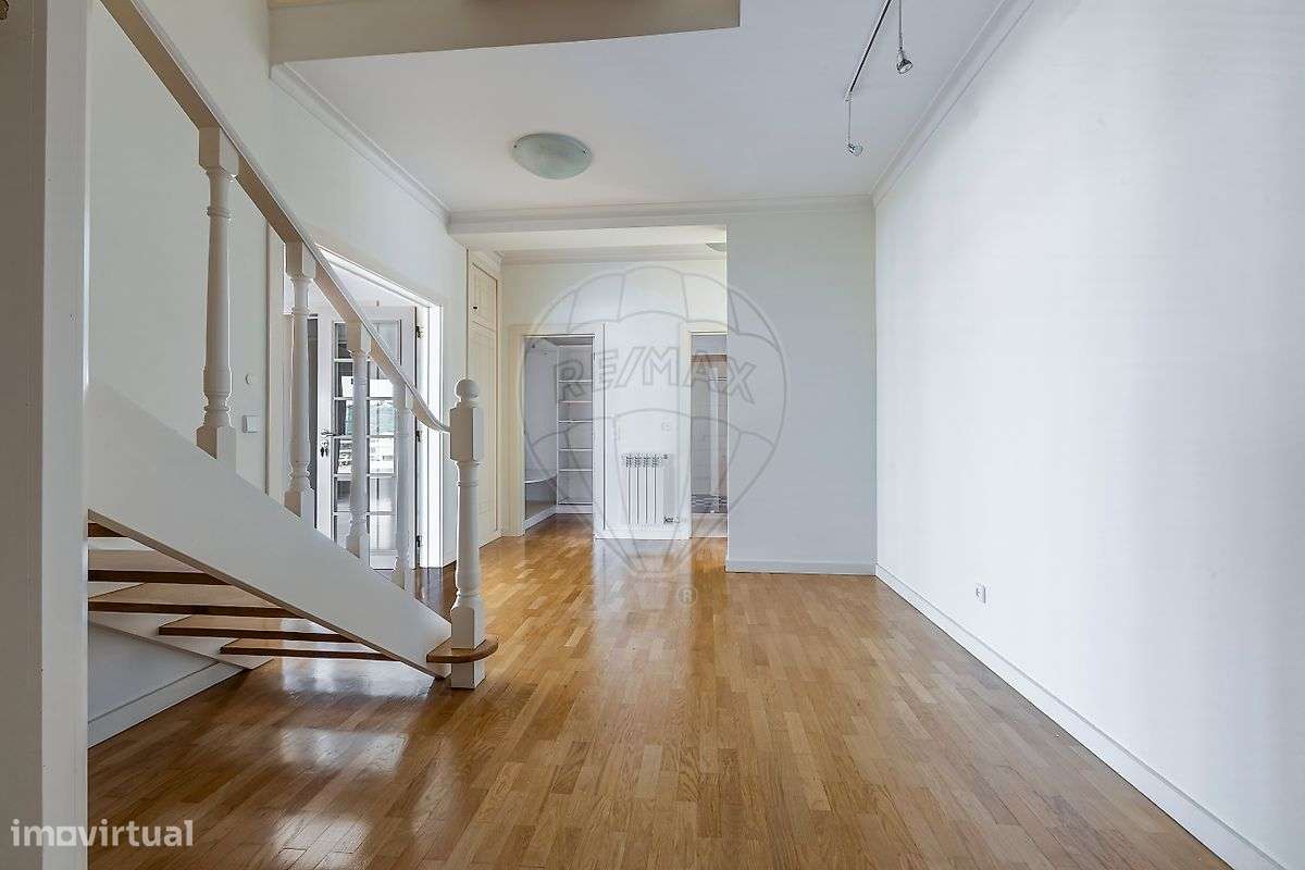 Apartamento T4 para venda-10