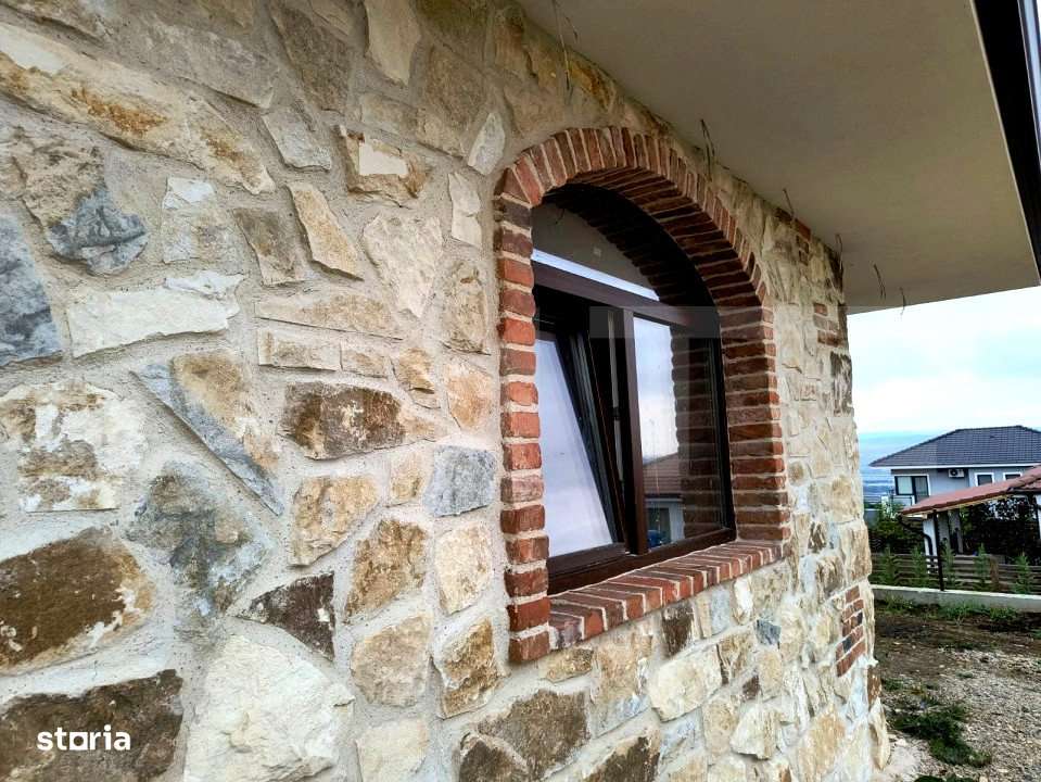 Casa deosebita Dezmir, zona Closca, 150 mp - Imagine principală: 5/18