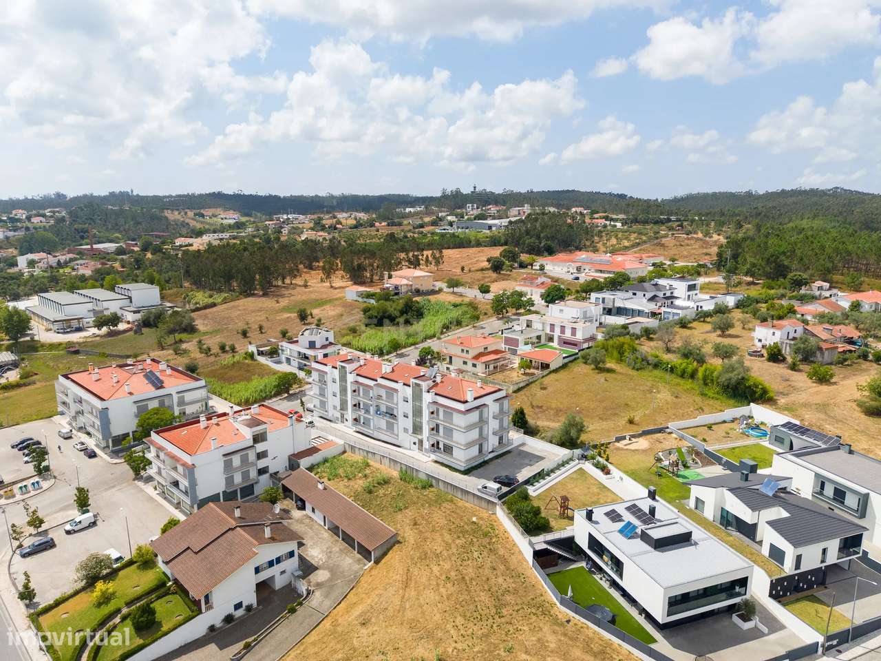 Apartamento T3 de Excelência com Terraço, Garagem Box, no Louriçal - P-39