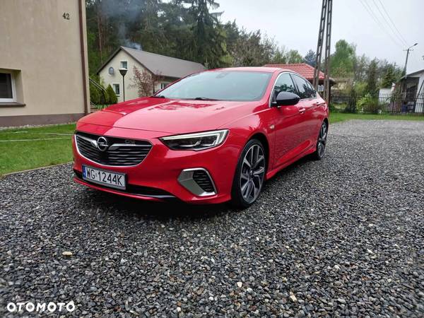 Opel Insignia 2.0 CDTI 4x4 GSi S&S - 2