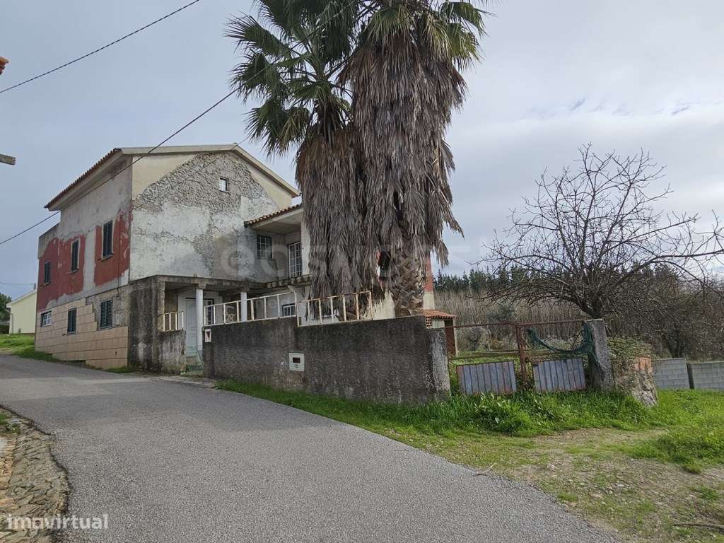 Moradia T3 bem localizada sito em Lameiras, São João da Boa Vista, ... - Grande imagem: 2/22