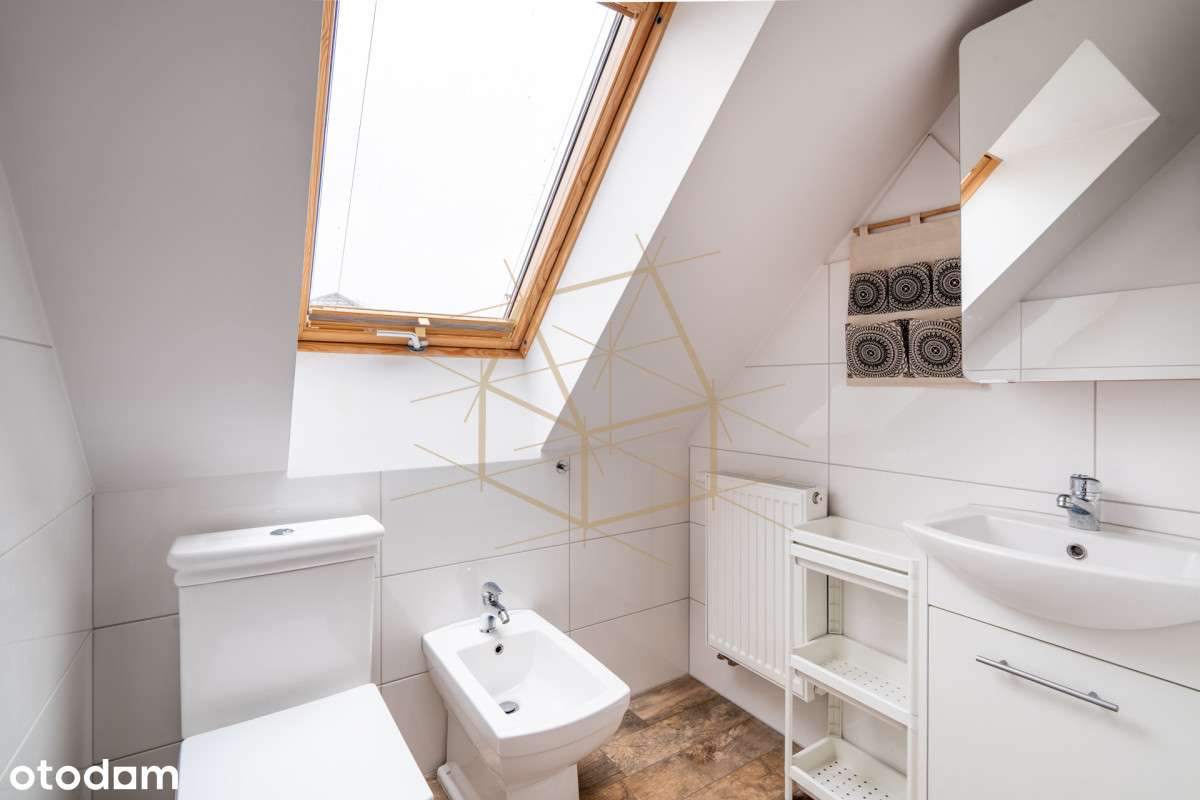 Sielski Dom/ Okiennice/Dom Gościnny/2 Garaże/Las-12