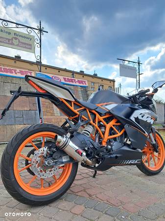 KTM RC 125 - 22