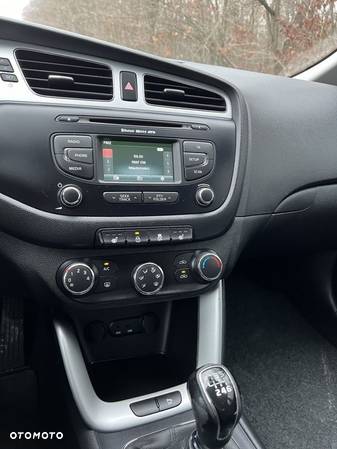 Kia Ceed Cee'd 1.4 XL - 7