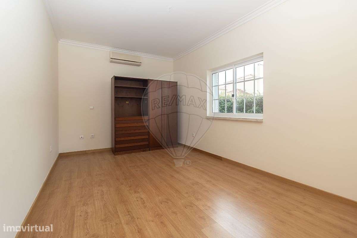 Moradia T4 nas Casas de Azeitão-14
