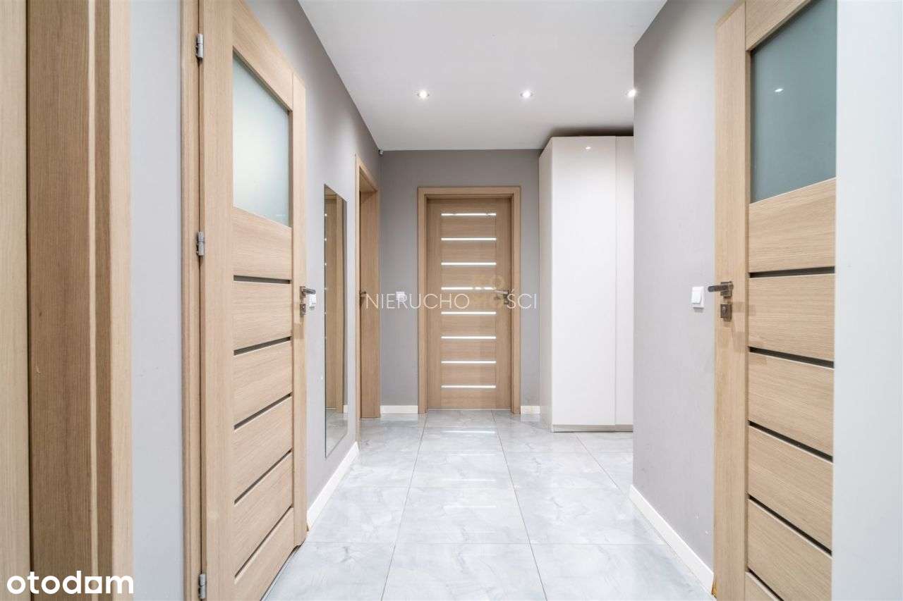 Duży taras / 2 miejsca garażowe / kom. lok. / Nowe-9