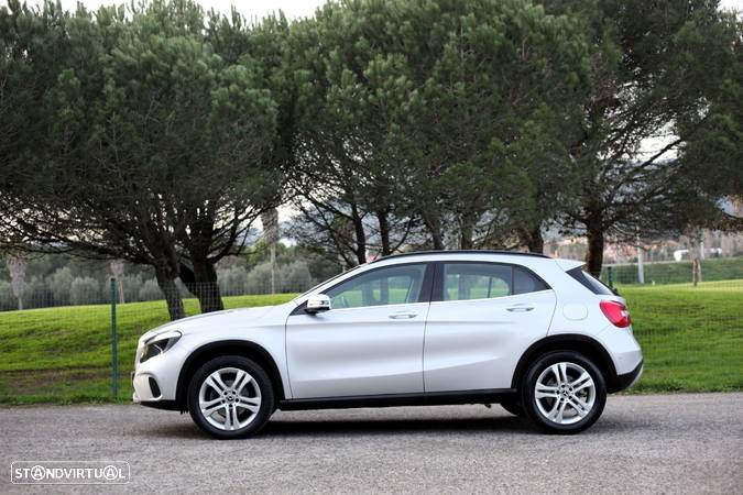 Mercedes-Benz GLA 180 d Urban - 8