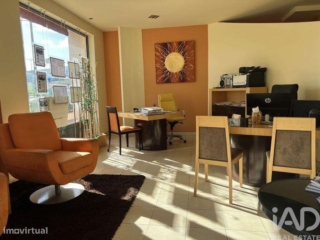 Loja / Estabelecimento Comercial em Albufeira e Olhos de Água de 52,00 - Grande imagem: 4/8