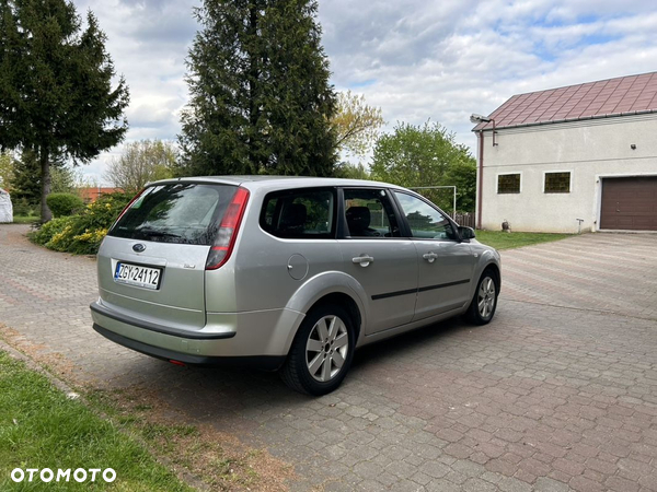 Ford Focus 1.6 TDCi Ambiente - 3