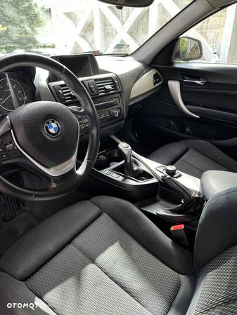 BMW Seria 1 116d EfficientDynamics Edition - 6