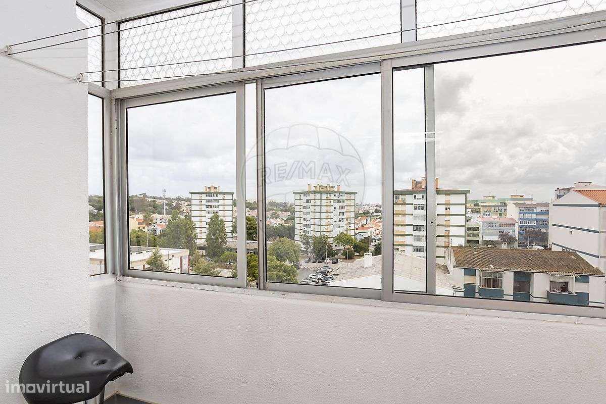 Apartamento T3 à venda em Almada-20