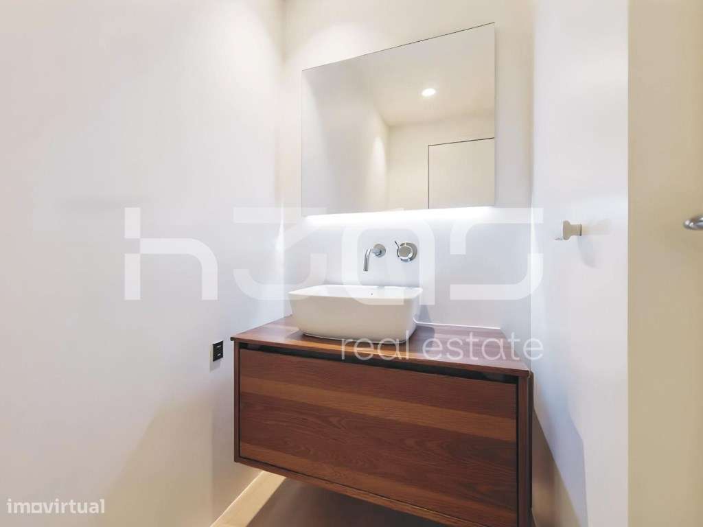 Penthouse T4 de Prestígio com Amplas Varandas e Vista Desafogada - Grande imagem: 4/10