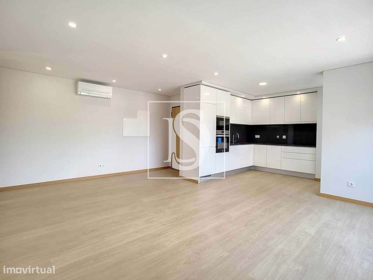 Apresento-vos este fabuloso Apartamento de tipologia T3 de 2 frentes c - Grande imagem: 2/18