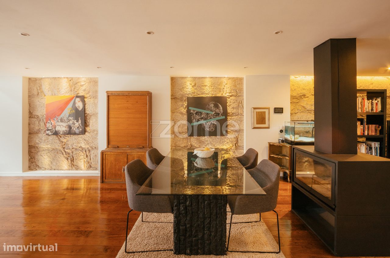 Moradia de luxo localizada no coração da cidade do Porto - Grande imagem: 1/36