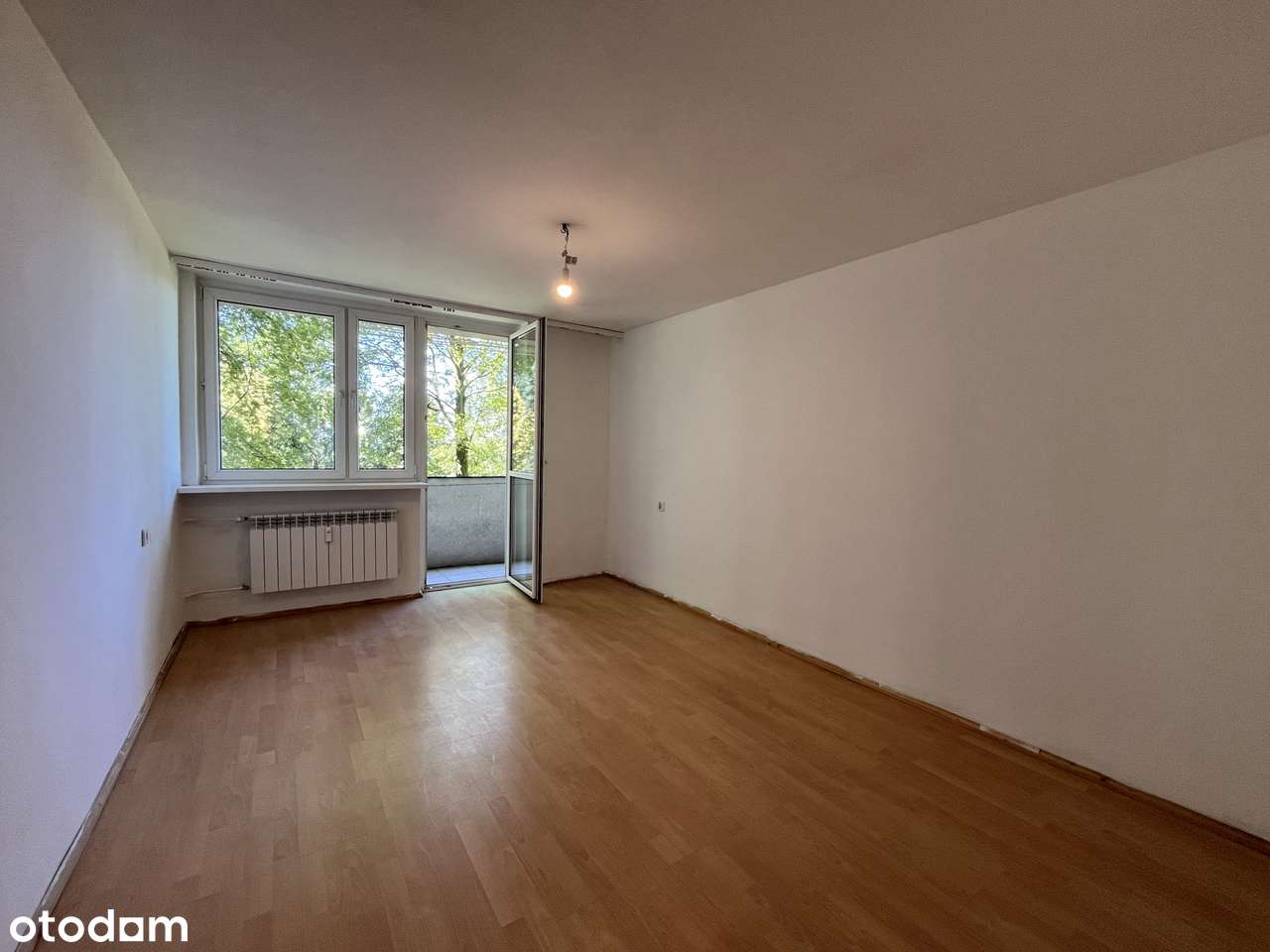 REZERWACJA! Parter / 2 pokoje / Do remontu/ Jaworzno - Pełny obrazek: 2/19