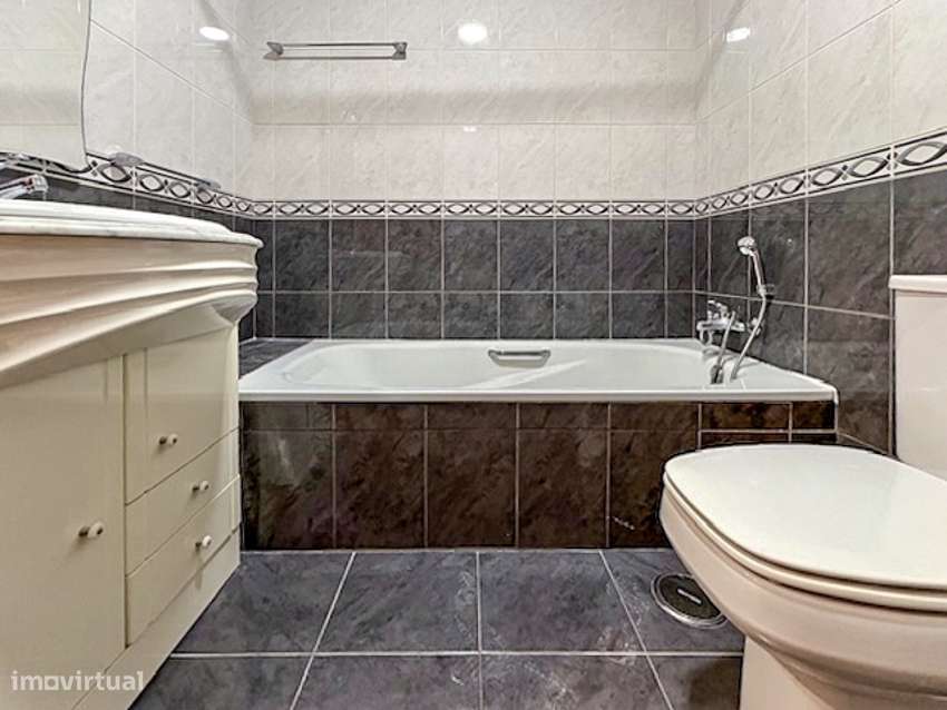 Apartamento T2 em São João de Ver-12
