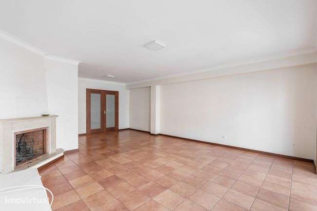 Apartamento T3 no Coração de Vila Verde-5