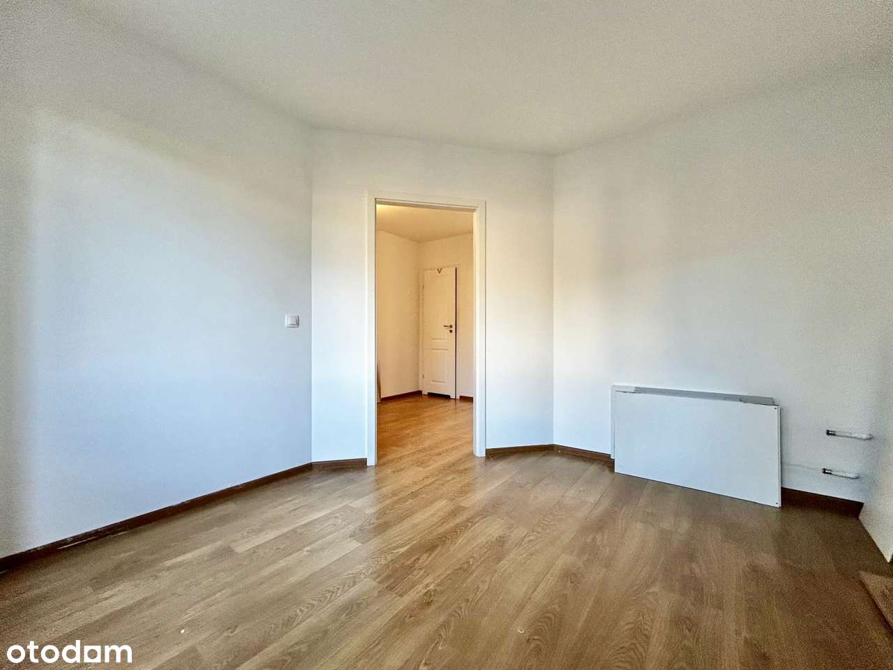 Gotowe 2 pokoje z ogródkiem, garażem i p. gospodarczym | Metro Trocka-7