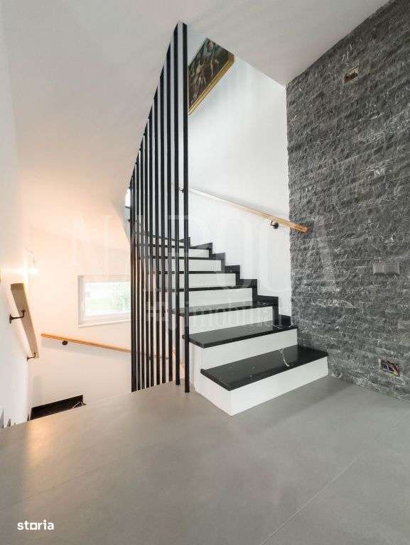 Casa 4 camere de vanzare in Chinteni - Imagine principală: 4/11