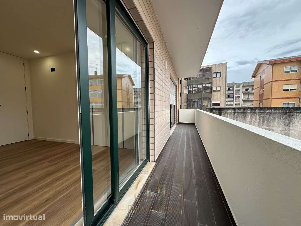 Apartamento T3 c/lugar de garagem-15