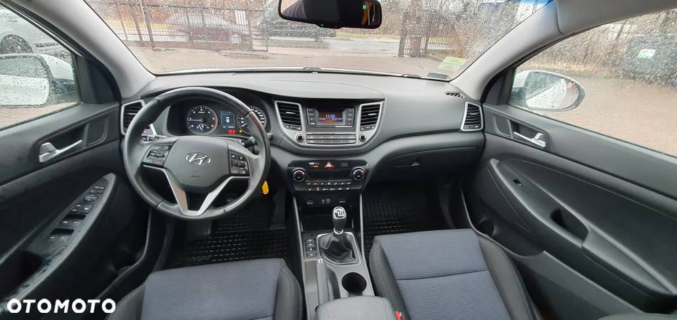 Hyundai Tucson 1.7 CRDI BlueDrive Comfort 2WD - 9