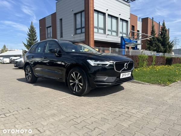 Volvo XC 60 B5 B AWD Momentum - 2