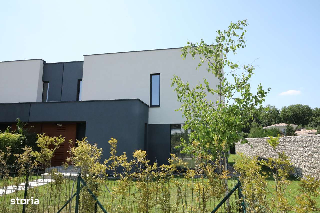 Complex Amber Gardens Tunari - Imagine principală: 5/20