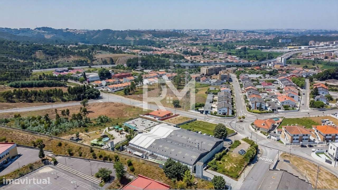 ARMAZEM INDUSTRIAL E COMERCIAL | ALFENA, VALONGO - Grande imagem: 3/6
