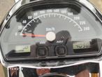 Suzuki Intruder - 10