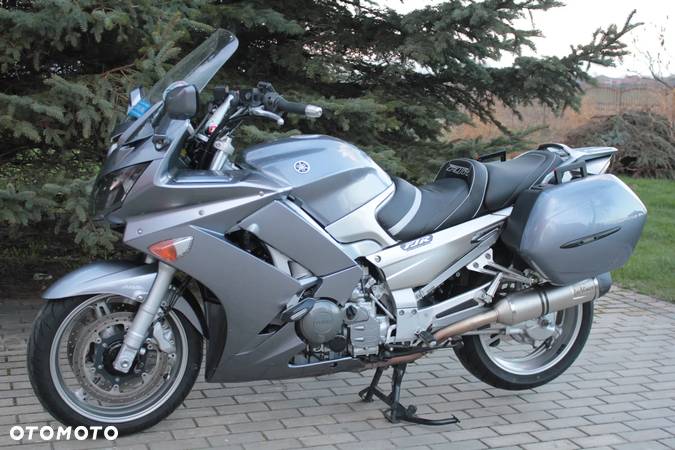 Yamaha FJR - 22