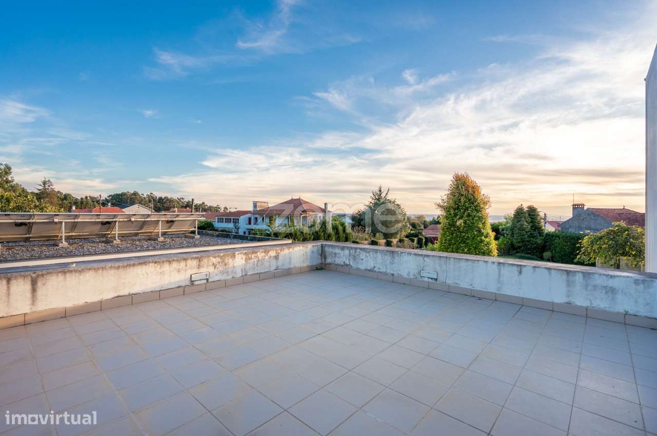 Moradia T4 com piscina | Esposende-28