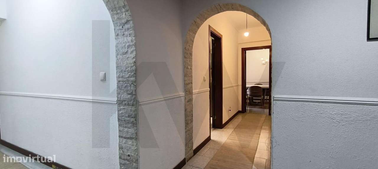 T2  na Praceta Cristóvão Falcão, em Massamá, concelho de Sintra-5