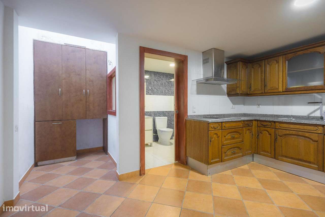 Moradia com 2 frentes em Ramalde – Porto - Grande imagem: 5/27