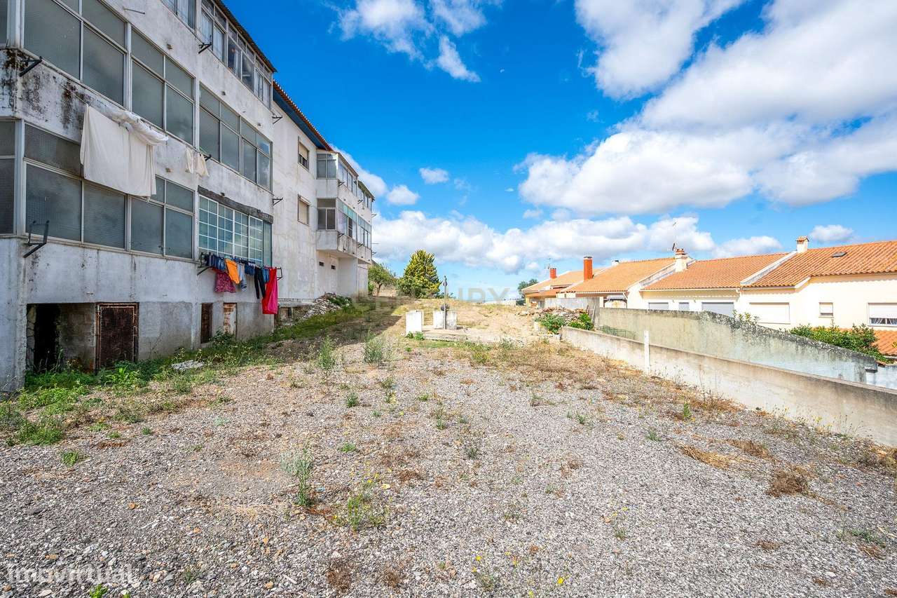 Prédio com 2 Apartamentos - Sabugo (Almargem do Bispo)-6