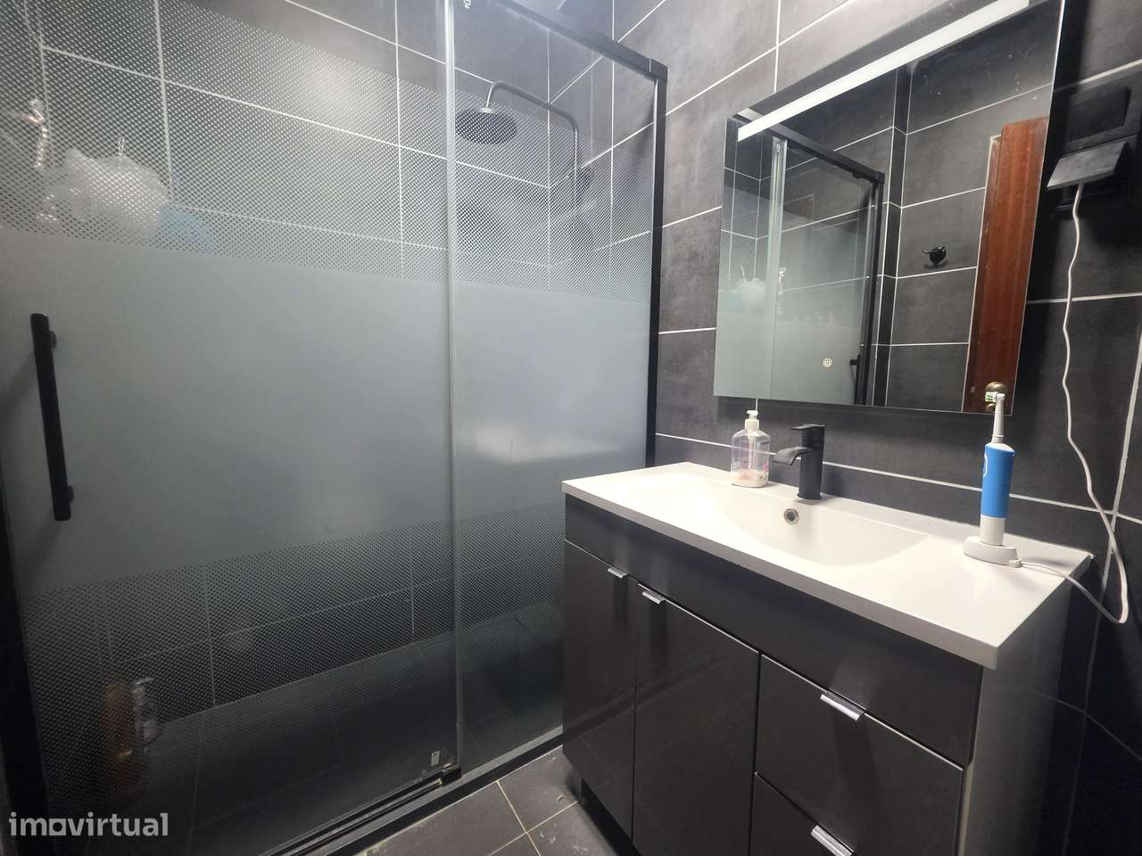 Simpático Apartamento T3 – Monte da Caparica-27