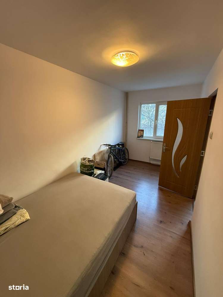 ETAJUL 1 apartament renovat la pret de garsoniera, Milcov-2