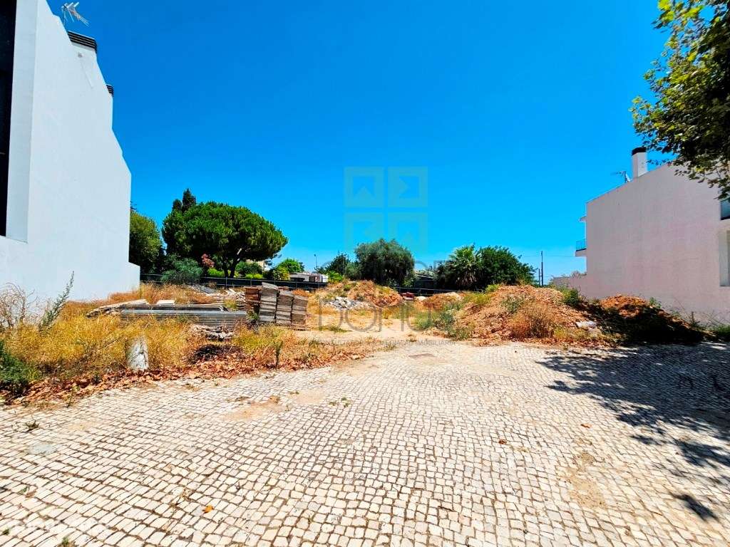 Lote com projeto aprovado, piscina e vistas de mar, centro de Tavir...-38