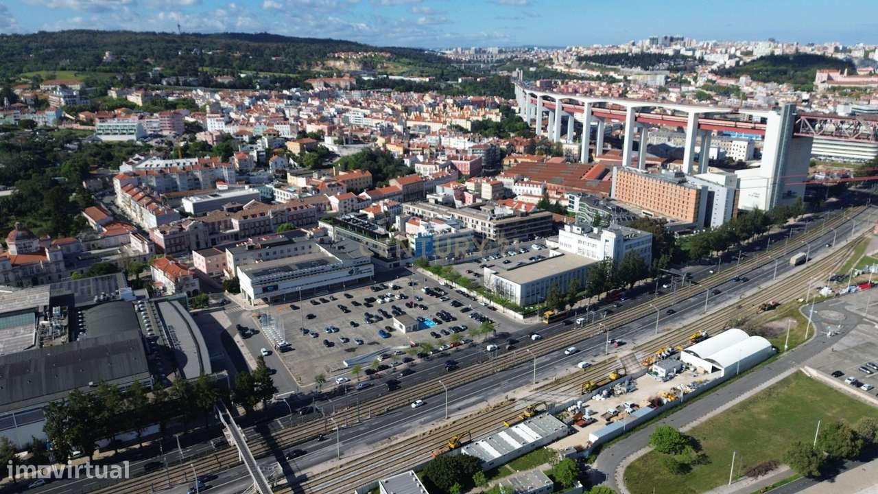 T2 com varandas em condominio com Jardim e Ginásio - Grande imagem: 4/16
