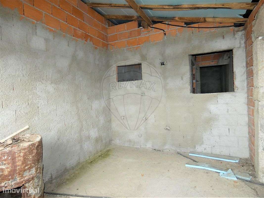 Moradia T3 para venda-10