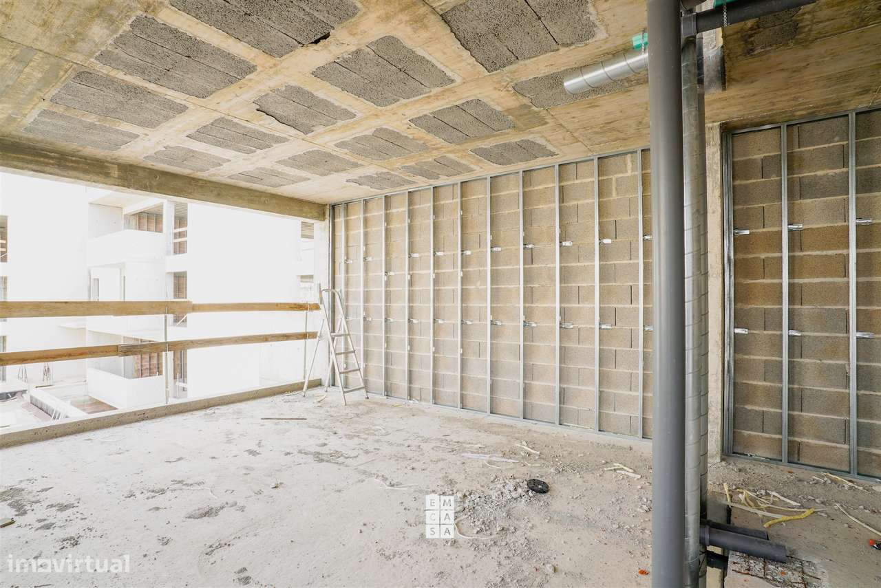 Apartamento T0+1 Venda em São João da Madeira,São João da Madeira-5