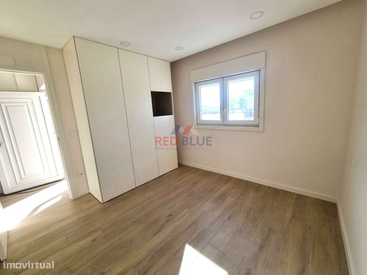 MORADIA T3, ARRENDAMENTO, APÚLIA - Grande imagem: 5/10